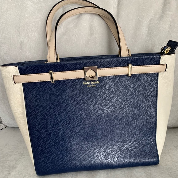 kate spade Handbags - ♠️ Kate Spade ♠️ Hudson Street Tote